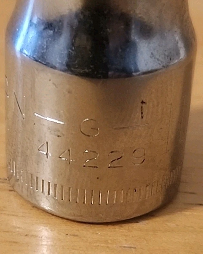 Craftsman Made In USA 12 PT 1/2″ Drive 9, 11, & 19 mm Sockets 44231 44229 44238