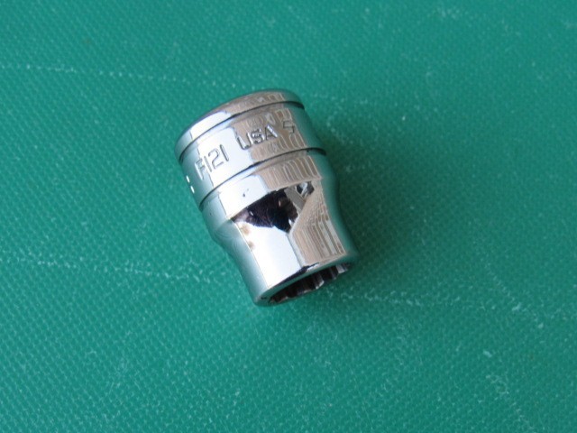 SNAP ON 3/8″ F121 3/8″ DRIVE 12 POINT SAE SHALLOW SOCKET F 121 NEW LOGO 3/8