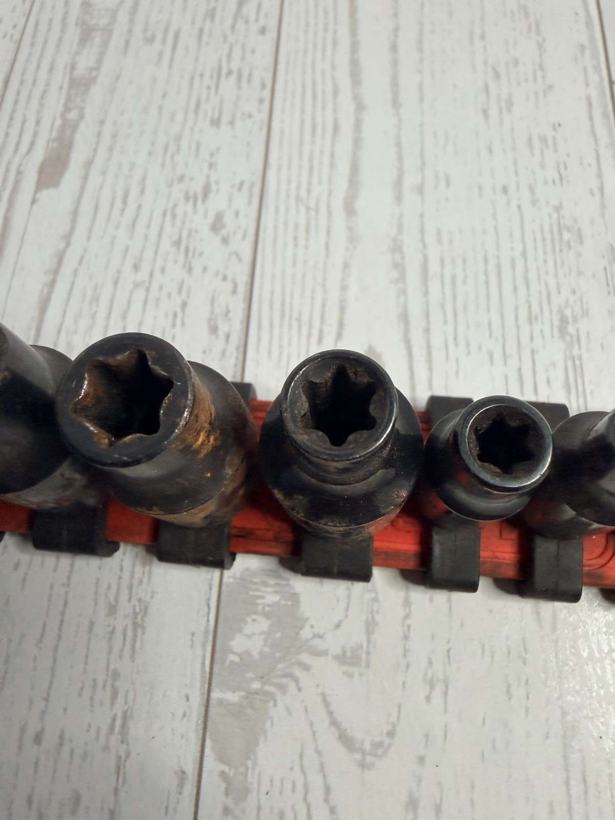 Matco Tools USA 1/4″ & 3/8″ Drive 9pc Inverted Torx Socket Set w/ Matco rail