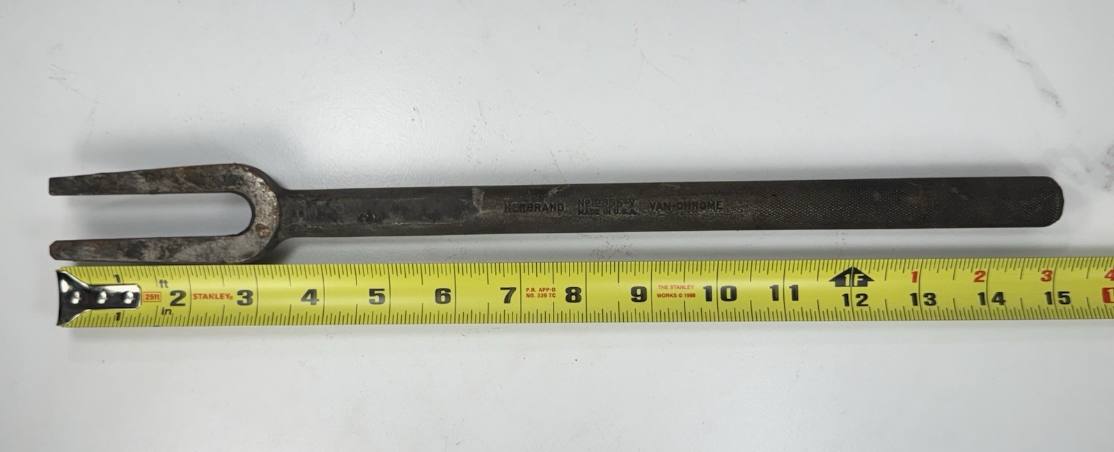 Herbrand No 2356-V Van Chrome Wheel Hub Fork Automotive Service Tool