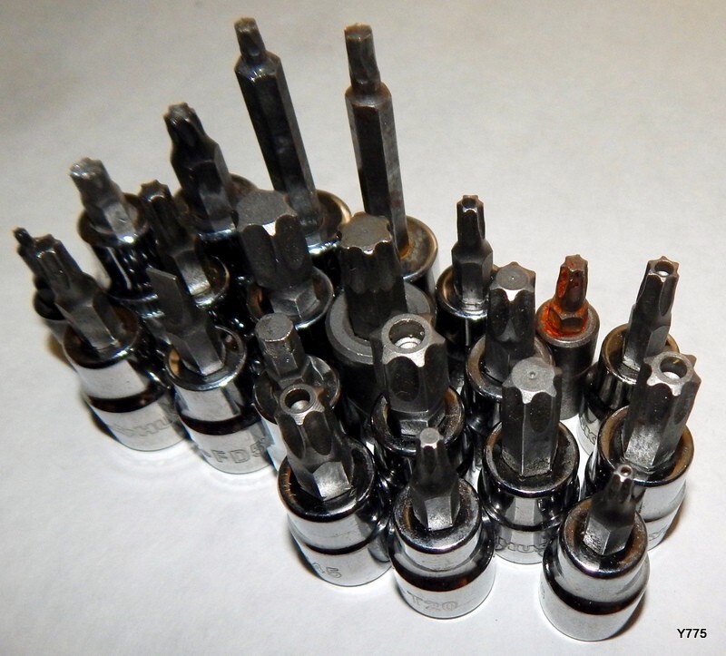 22 PCS Mixed Lot Assorted Drive Star Bit Sockets