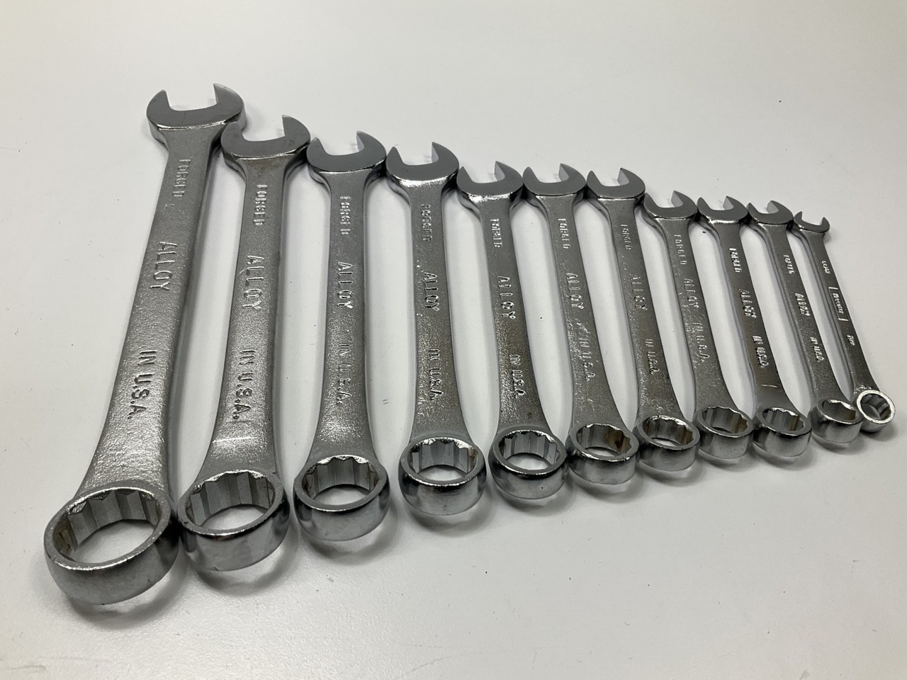 VINTAGE NOS – Kraeuter 56611 11 Piece Metric Combination Wrench Set – USA