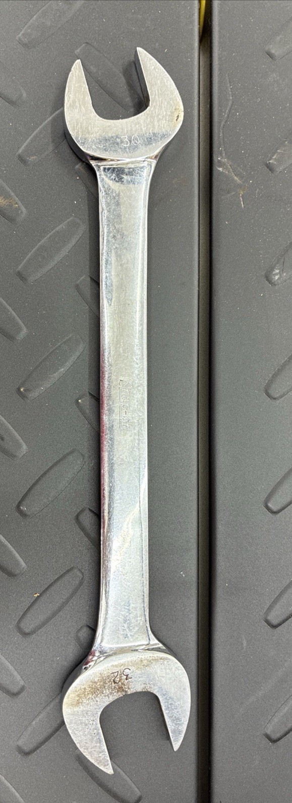 SNAP ON VOM3032 30mm x 32mm METRIC OPEN END WRENCH. Crome, Shiny! USA!
