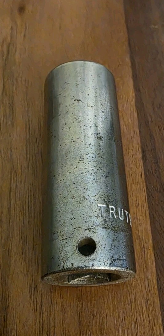 Truth USA 13/16″ Deep Well Socket 12 Point 1/2″ Drive
